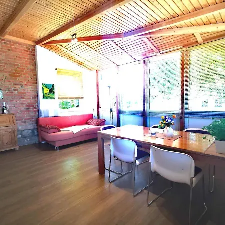 Life Is Life Apartment *